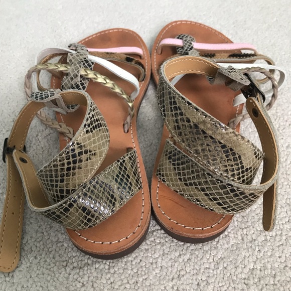 Isapera Sandals - Picture 2 of 3